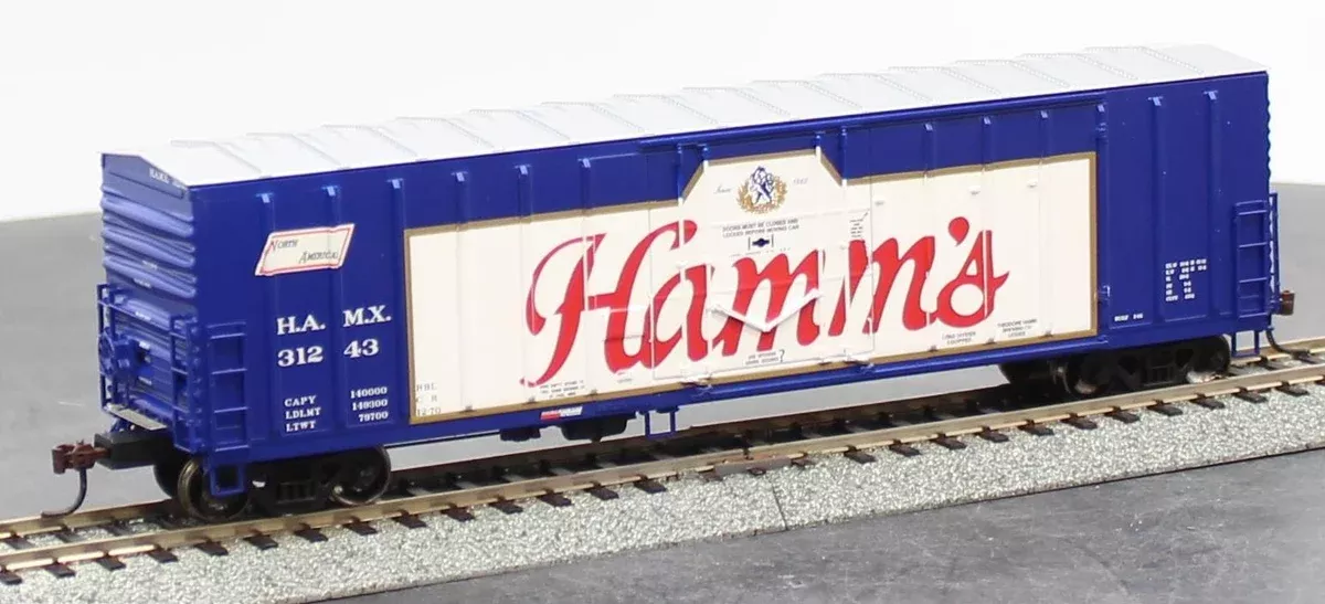 Athearn ATH88157 Hamm's N.A.C.C.50' box car HO SCALE Like New