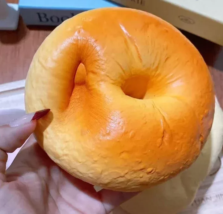 Bagel Squishy