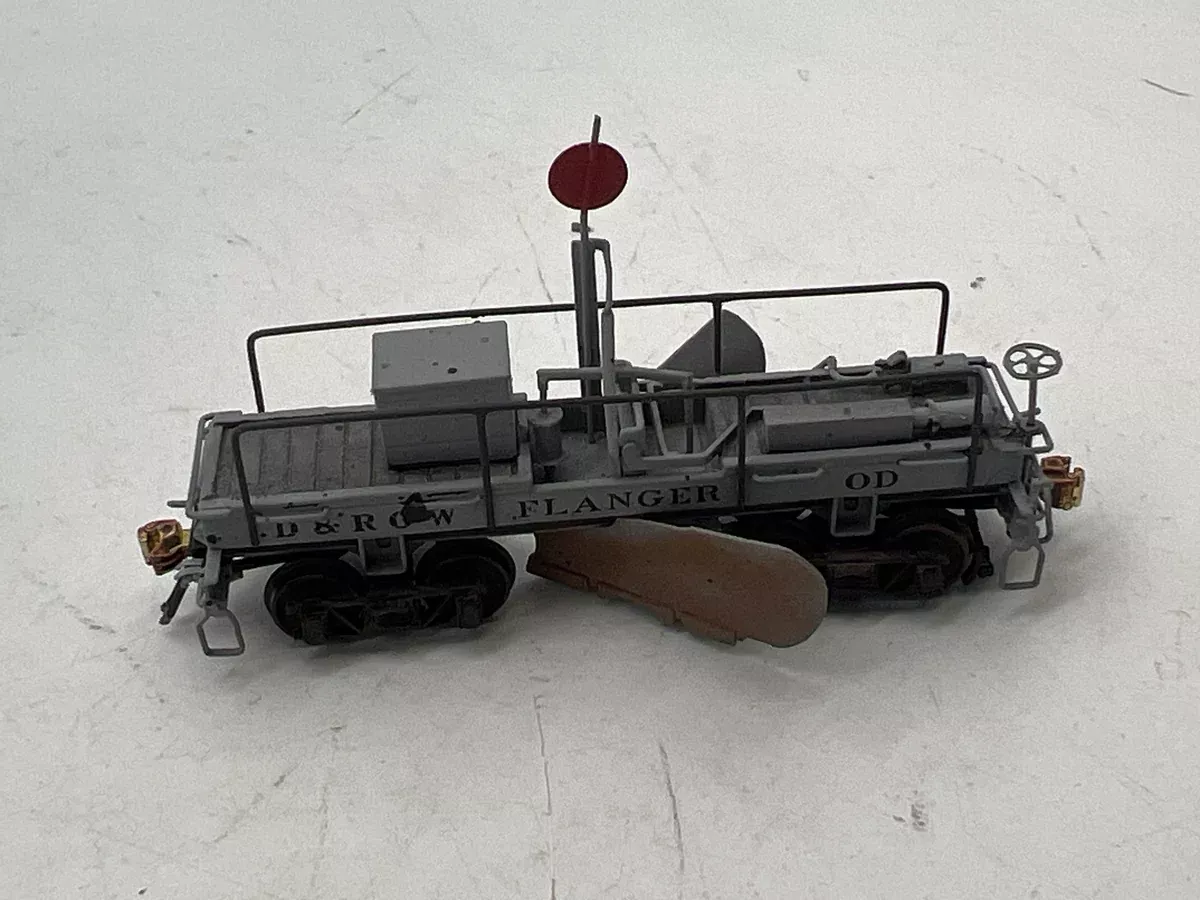 Custom NJ Brass 101197 DENVER & RIO GRANDE WESTERN RS-657-3 Snow Flanger HOn3 ScaleUsed Excellent