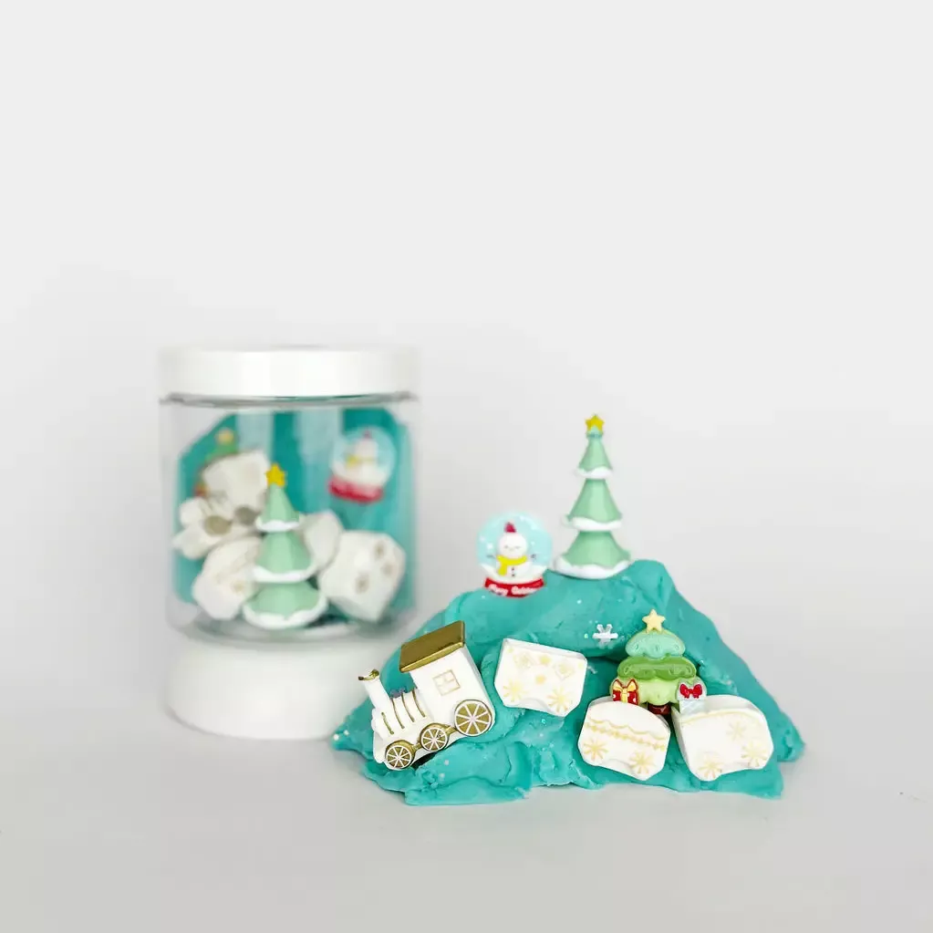 EGKD Holiday Train Mini Dough-to-Go