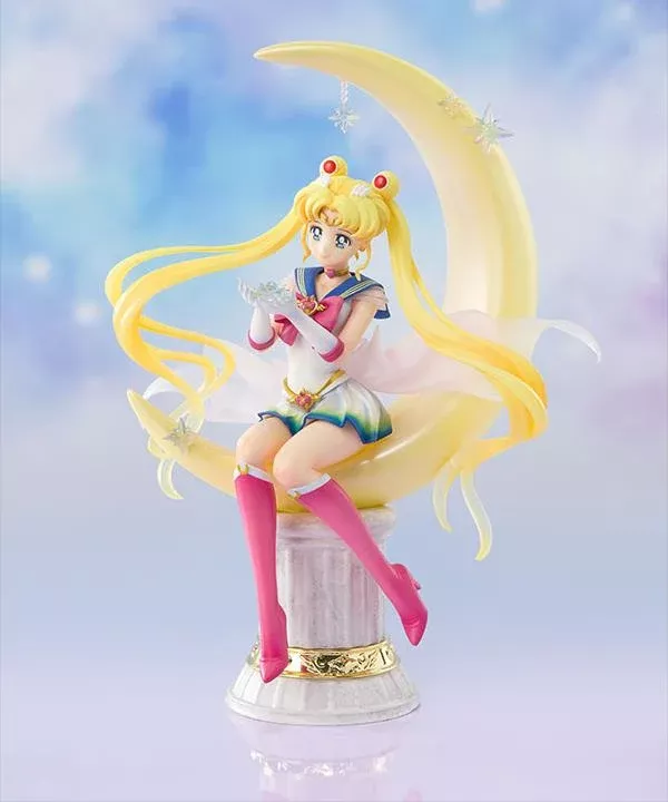 Figuarts Zero Chouette Sailor Moon Eternal Super Sailor Moon (Bright Moon & Legendary Silver Crystal) Figure Statue