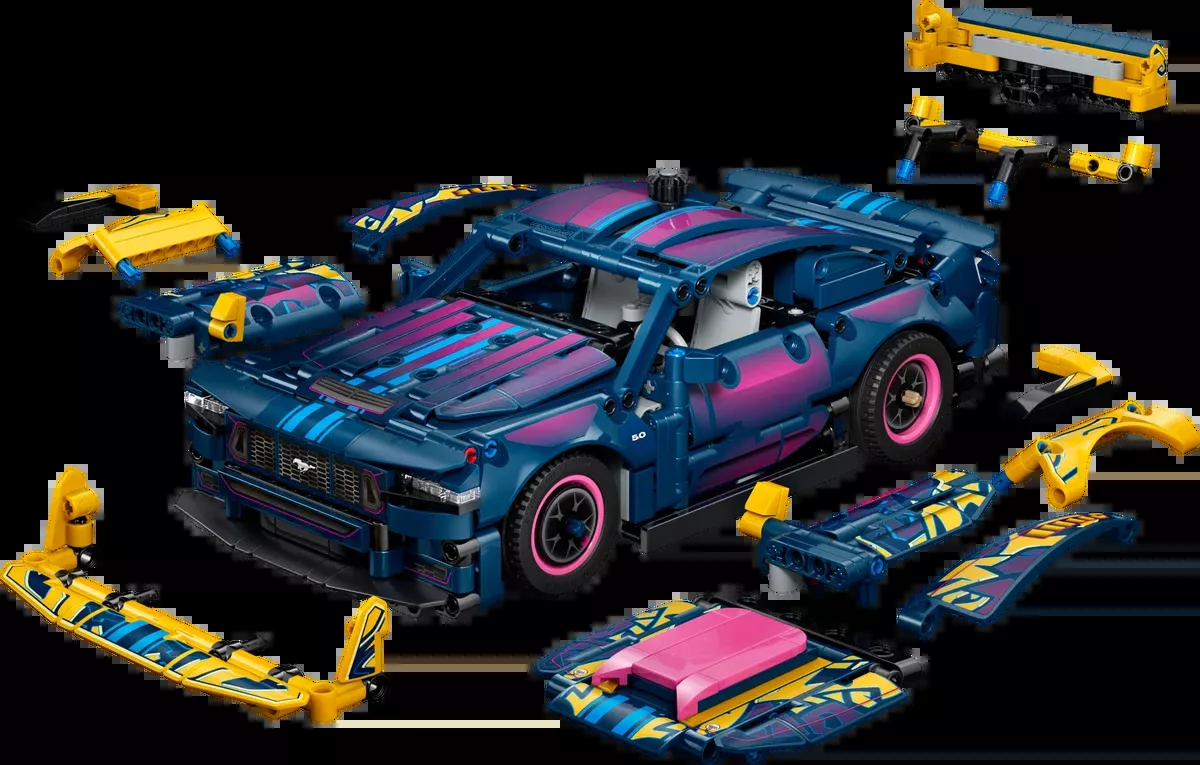 LEGO Technic Custom Garage Ford Mustang GT Car 42236