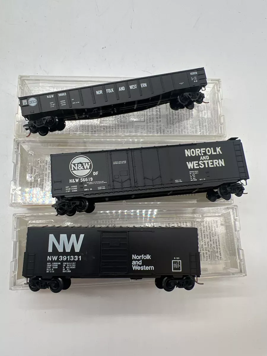Set of 3 Assorted Freight Cars 006 Micro Trains--Norfolk WesternN SCALE Like New