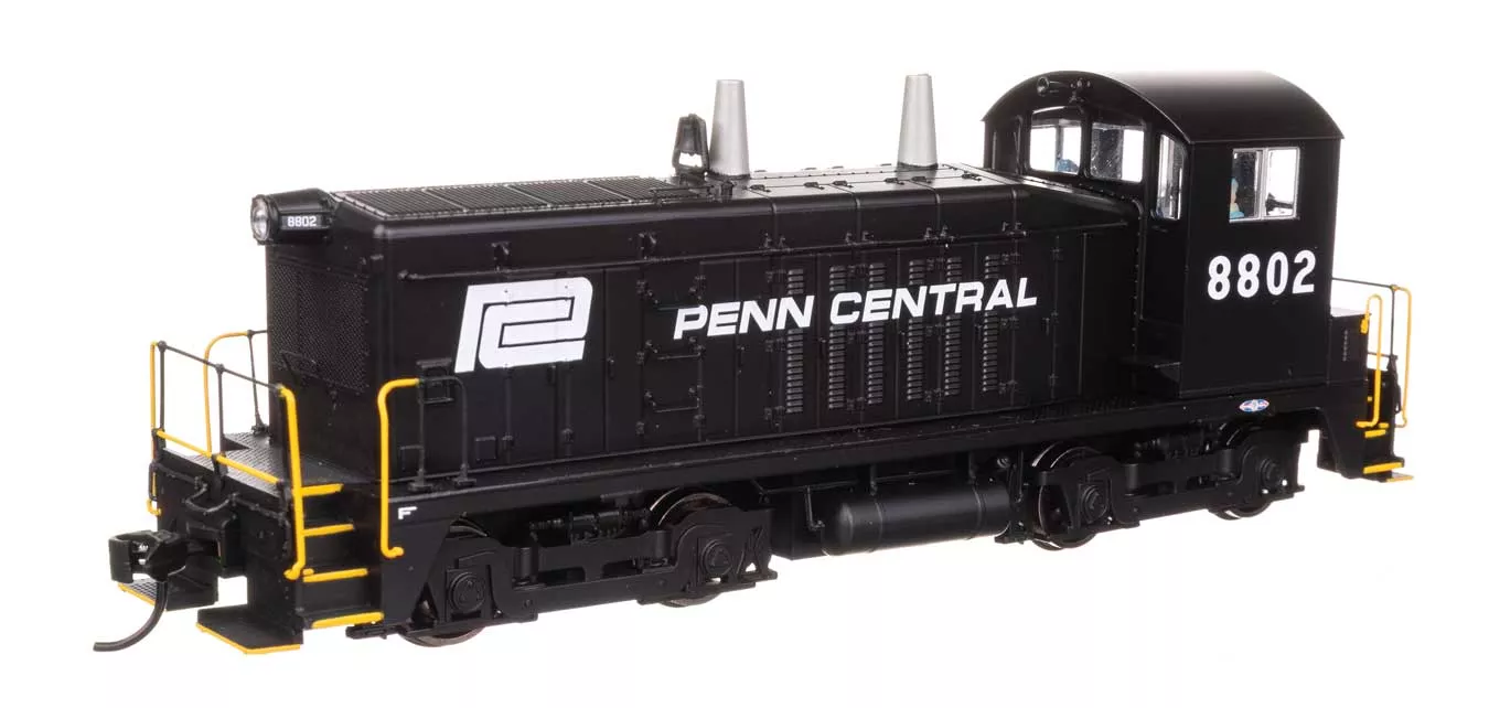 Walthers 10632 EMD NW2 Phase V - Standard DC -- Penn Central #8802 HO Scale
